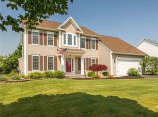 906 Taylor Rise, Victor, NY 14564