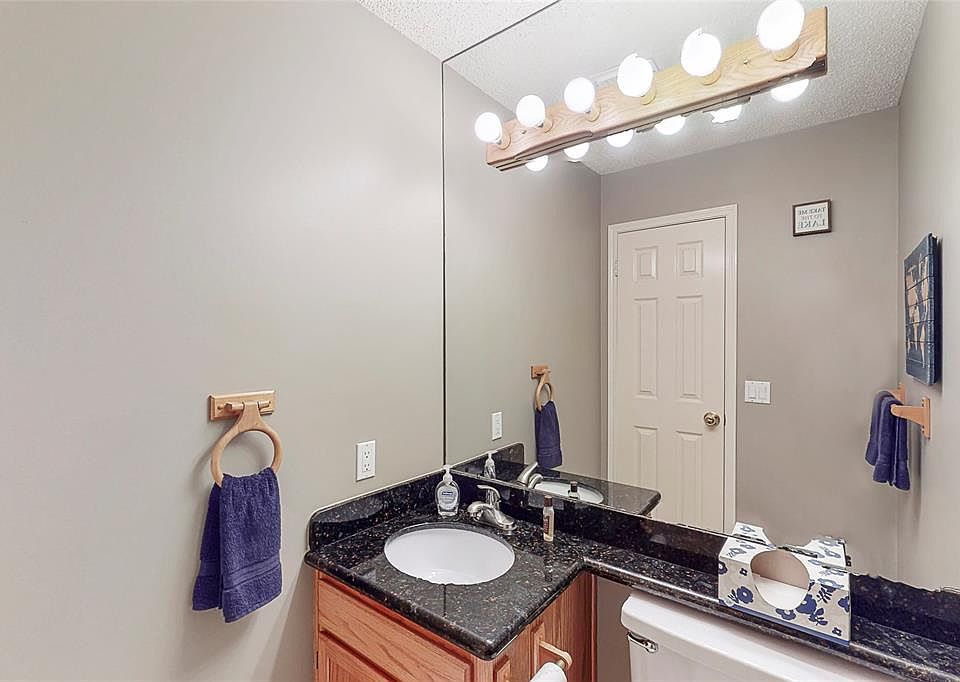 1st image of 15906 Meadow Village Dr