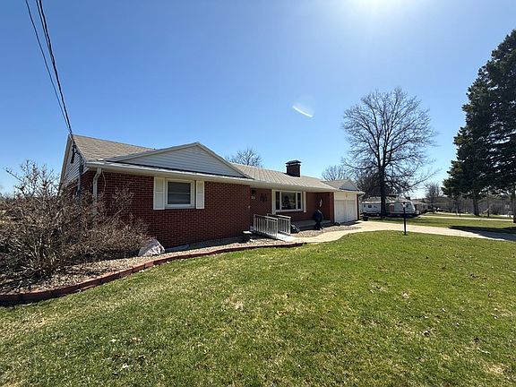 2nd image of 1365 Beechdale Dr