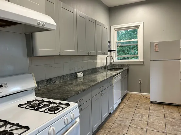 21 Weston St, Waltham, MA 02453