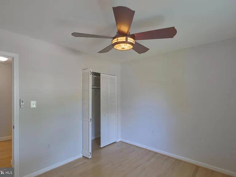 2403 Arrow Park Dr — Photo 37