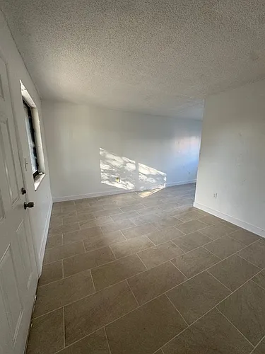 420 NW 47th Ave Photo 1