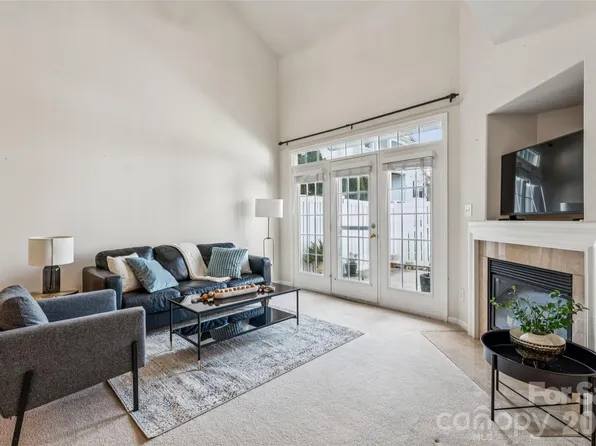 4133 Town Center Rd, Harrisburg, NC 28075