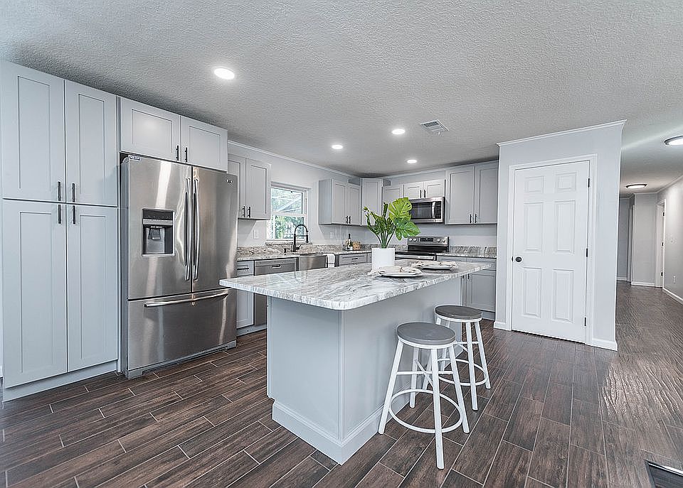 1st image of 4220 El Dorado Way