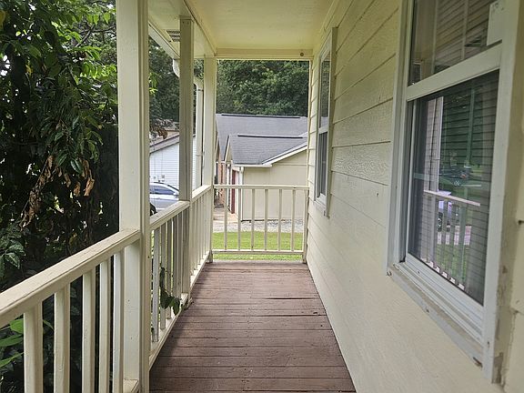 2nd image of 5511 Rock Rd