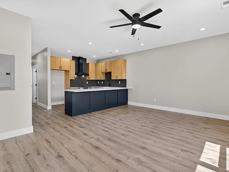 5207 Camelia Rd #5207 — Photo 6