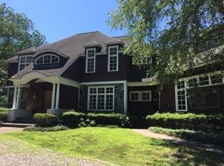 1 Sylvia Ln, Dedham, MA 02026