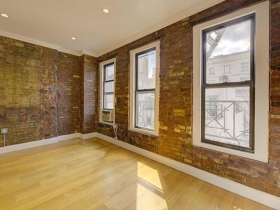 3rd image of 163 Mulberry St #25