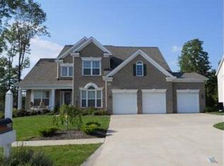 6280 Mulberry Bend Dr, Medina, OH 44256