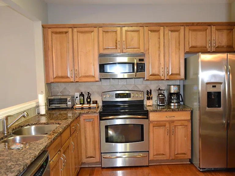 9032 Bishop Crest Ln — Photo 12