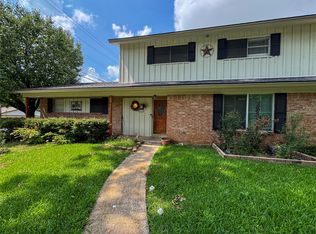 1213 Idlewood Dr, Sherman, TX 75092