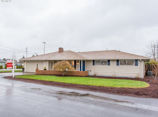 949 NE Sturgess Ave, Hillsboro, OR