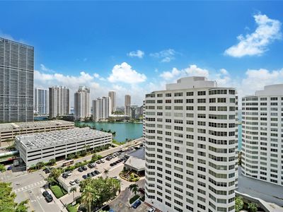 950 Brickell Bay Dr APT 1611, Miami, FL, 33131