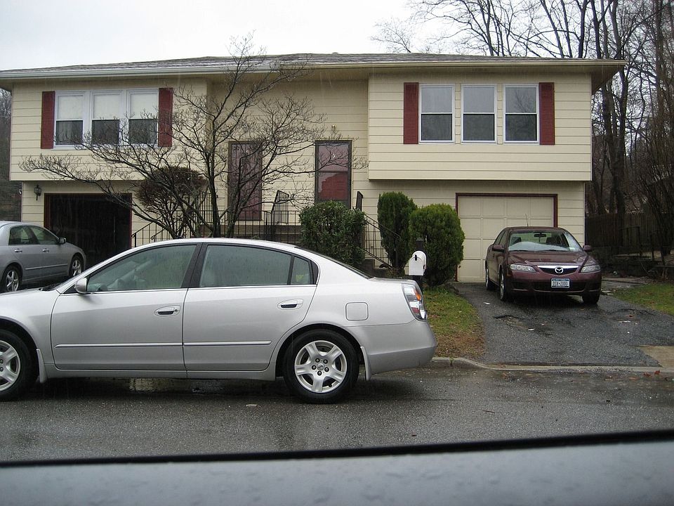 1st image of 5 Harmony Ln