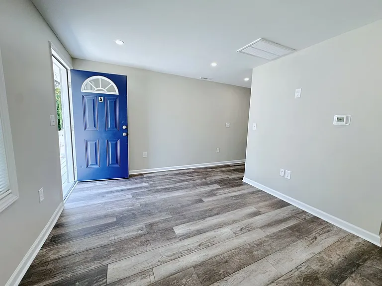 409 Price Ave #A — Photo 1