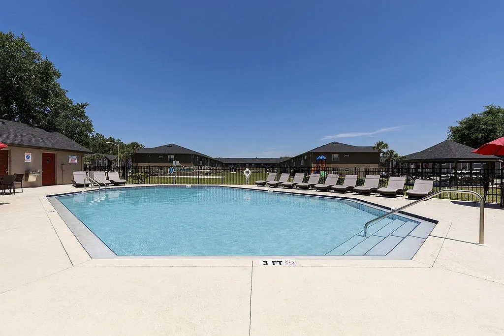 Pasco Woods Apartments — Photo 3