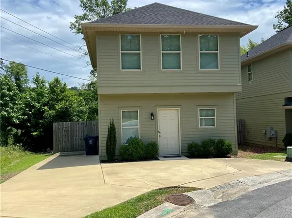 5071 Moores Bridge Aly, Northport, AL 35473