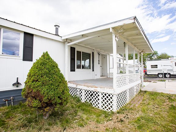 5th image of 2160 Bluebird Dr