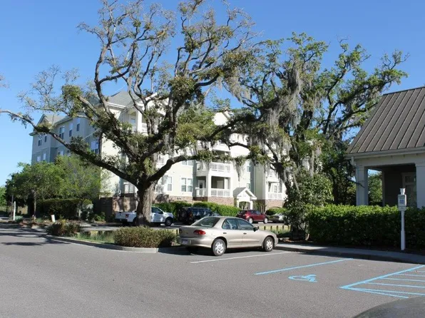 2244 Ashley Crossing Dr, Charleston, SC