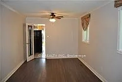 87 Strathmore Dr — Photo 5