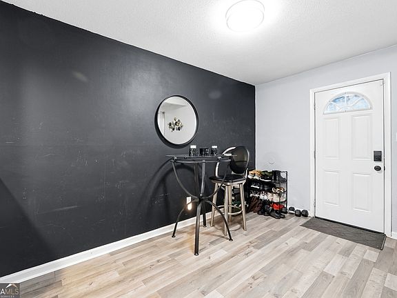2nd image of 754 Garden View Dr