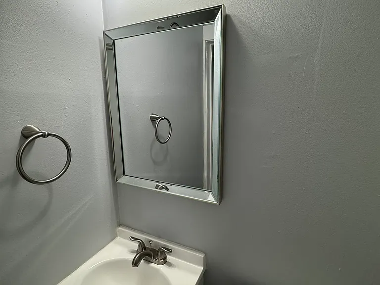 327 Livingston St #A — Photo 9
