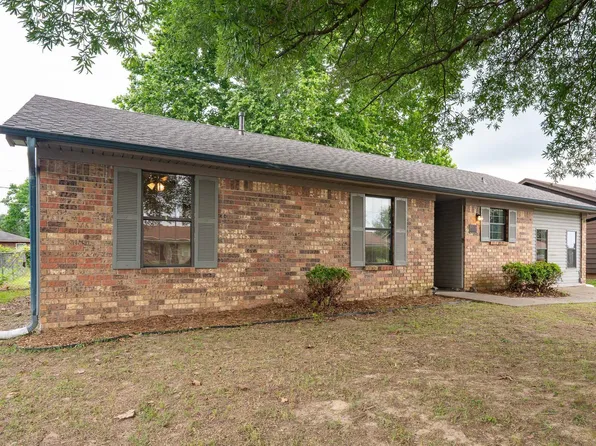 6608 Delhaven Dr, N Little Rock, AR 72117