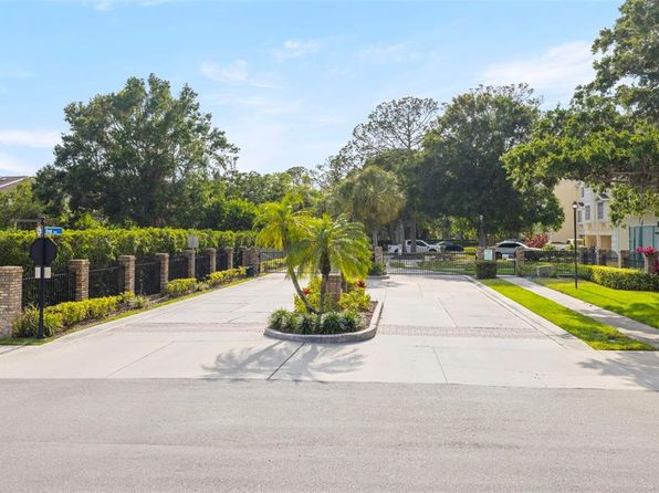 140 Brent Cir, Oldsmar, FL 34677