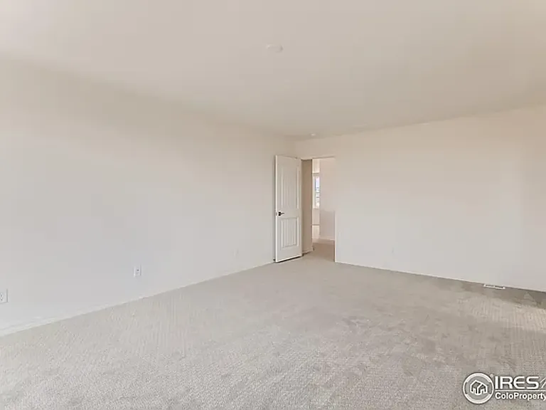 6440 Rolling Creek Dr — Photo 35