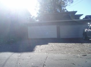 746 The Alameda, El Granada, CA 94018