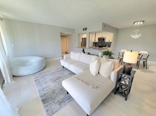 7051 Environ Blvd APT 234, Fort Lauderdale, FL 33319