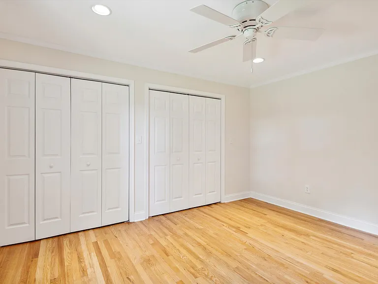 432 Webb Rd — Photo 18