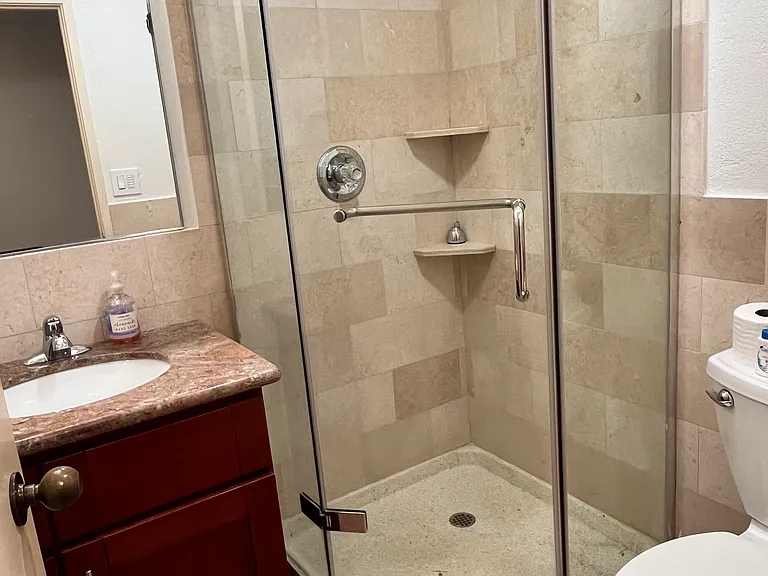 726 Oak Grove Ave #2 — Photo 8