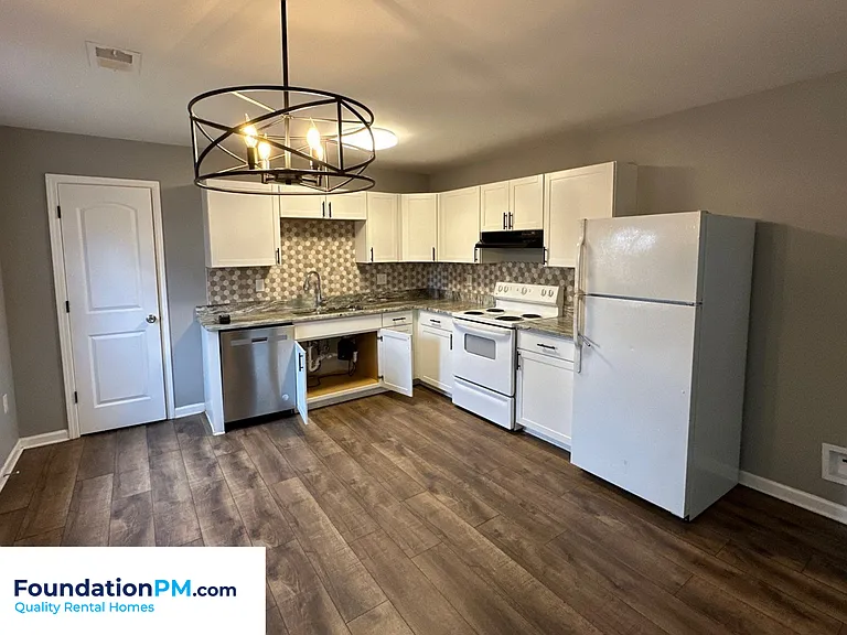 3660 Grey Rd — Photo 3
