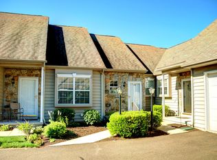 995 Liberty Ct, Upper Gwynedd, PA 19446