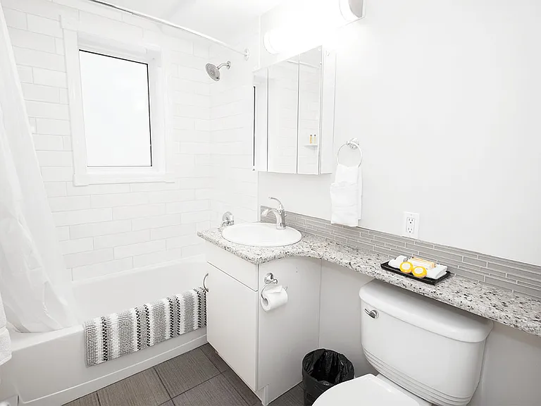 700 Corydon Ave #A — Photo 19