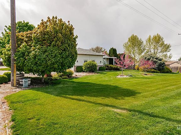 2nd image of 3511 12th Avenue Rd
