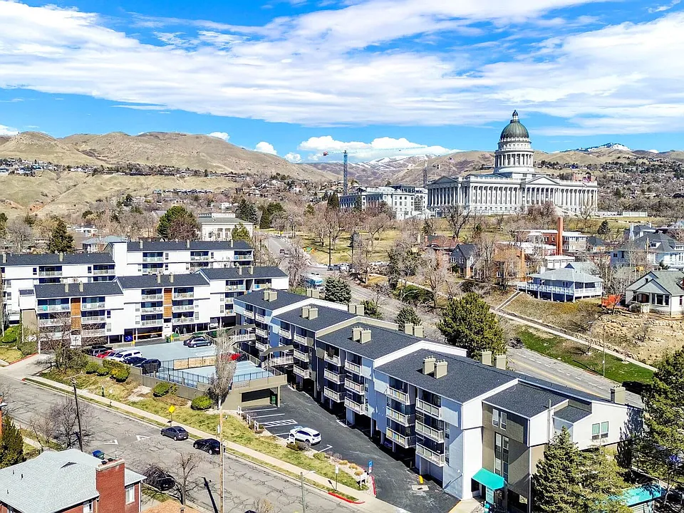 Park Capitol Apartment Homes
