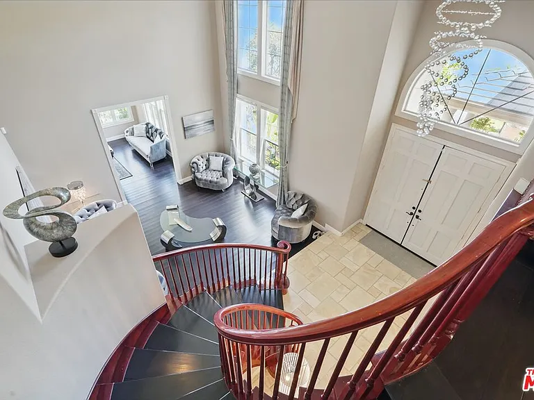 4040 Leighton Point Rd — Photo 28