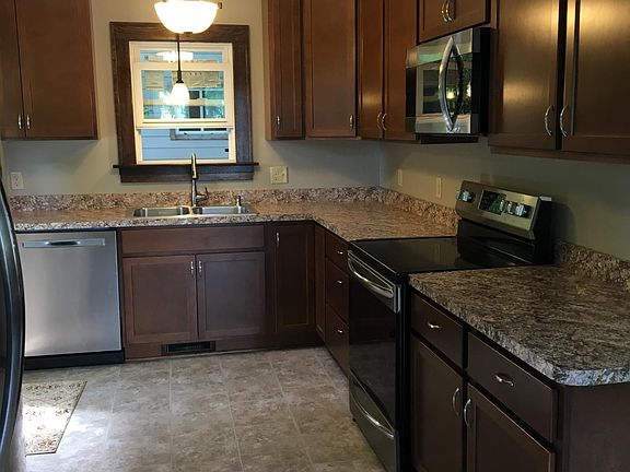 Kitchen. All new appliances-- range, microwave, refrigerator, and dishwasher