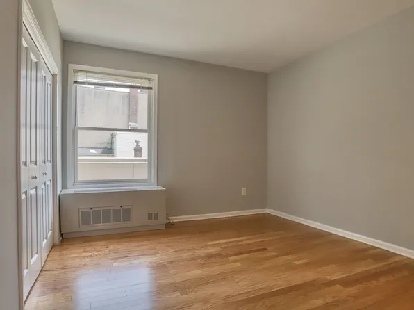 76 Saint Pauls Avenue image 28 of 37