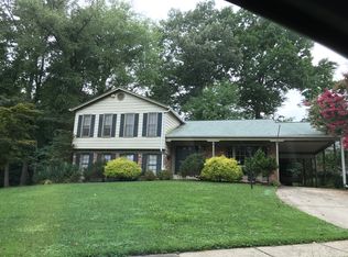 7010 Kingfisher Ln, Lanham, MD 20706