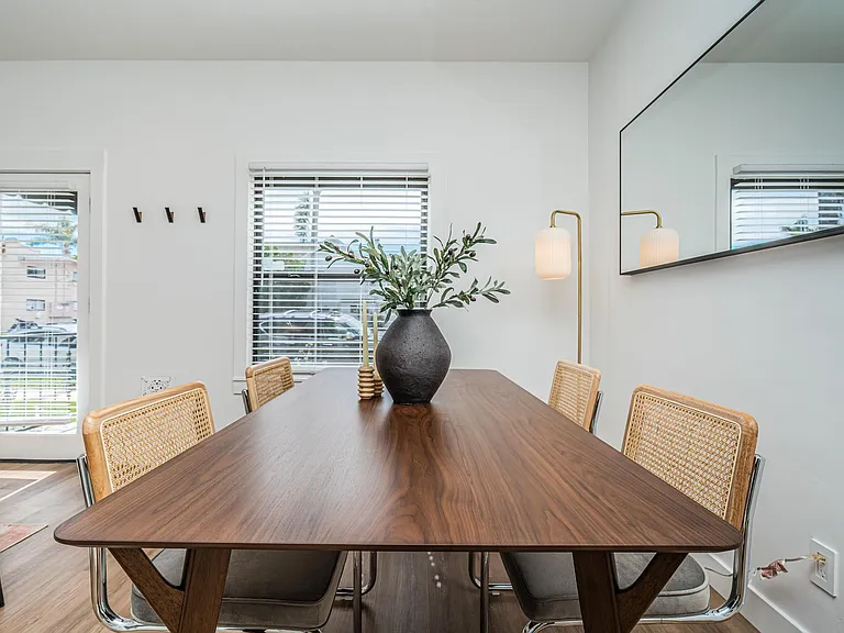 1005 3rd St — Photo 14