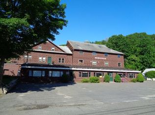 4 S Main St #J, Haydenville, MA 01039