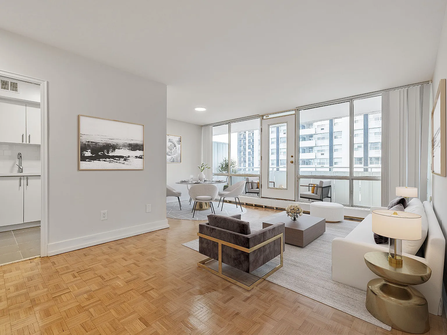55 Brownlow Avenue — Photo 3
