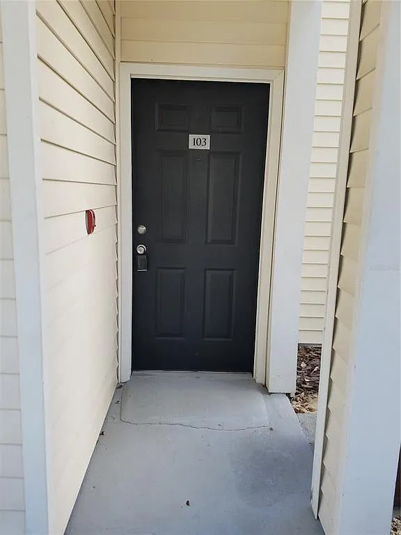 1 bed, 1.0 bath, 694 sqft, $1,450 — Photo 1