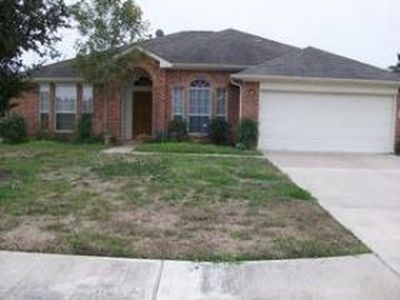 1323 Magnolia Dale Dr, Fresno, TX, 77545