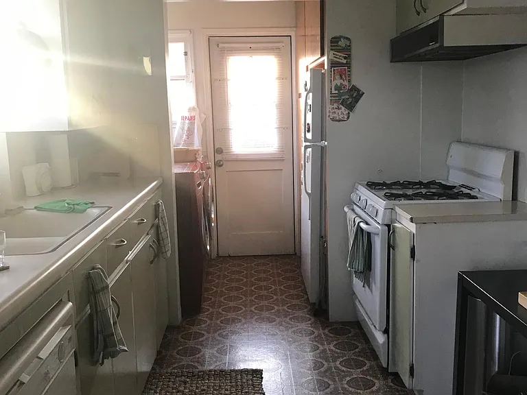 4317 Westlawn Ave — Photo 15