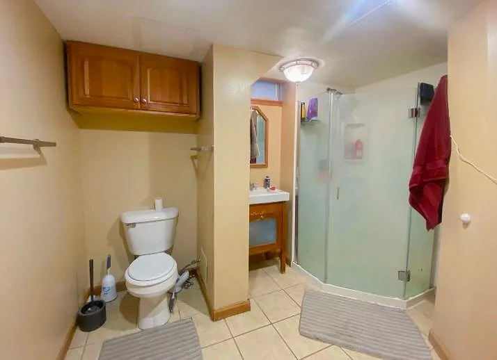 1817 Hunting Ave #3 — Photo 9