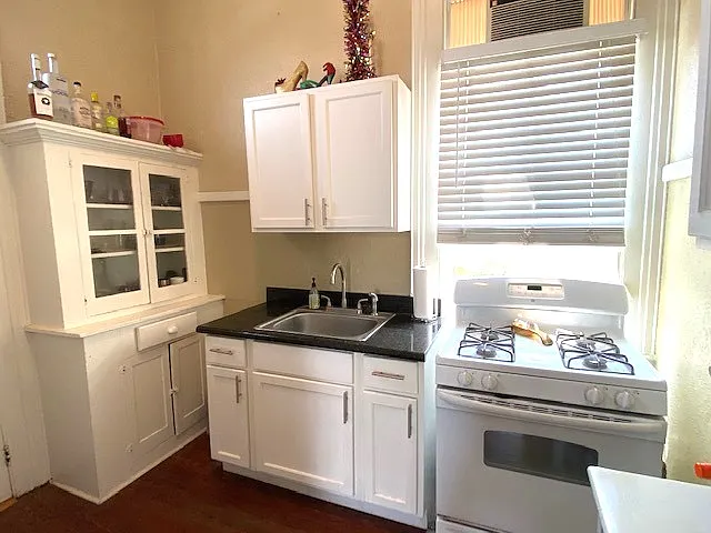 639 N Alexander St #F — Photo 8